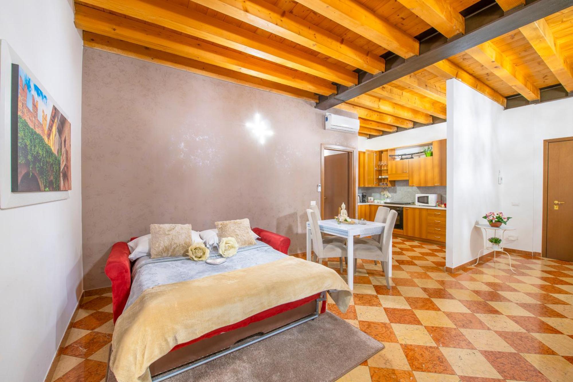 Arena Suite Mazzini Verona Centro Buitenkant foto