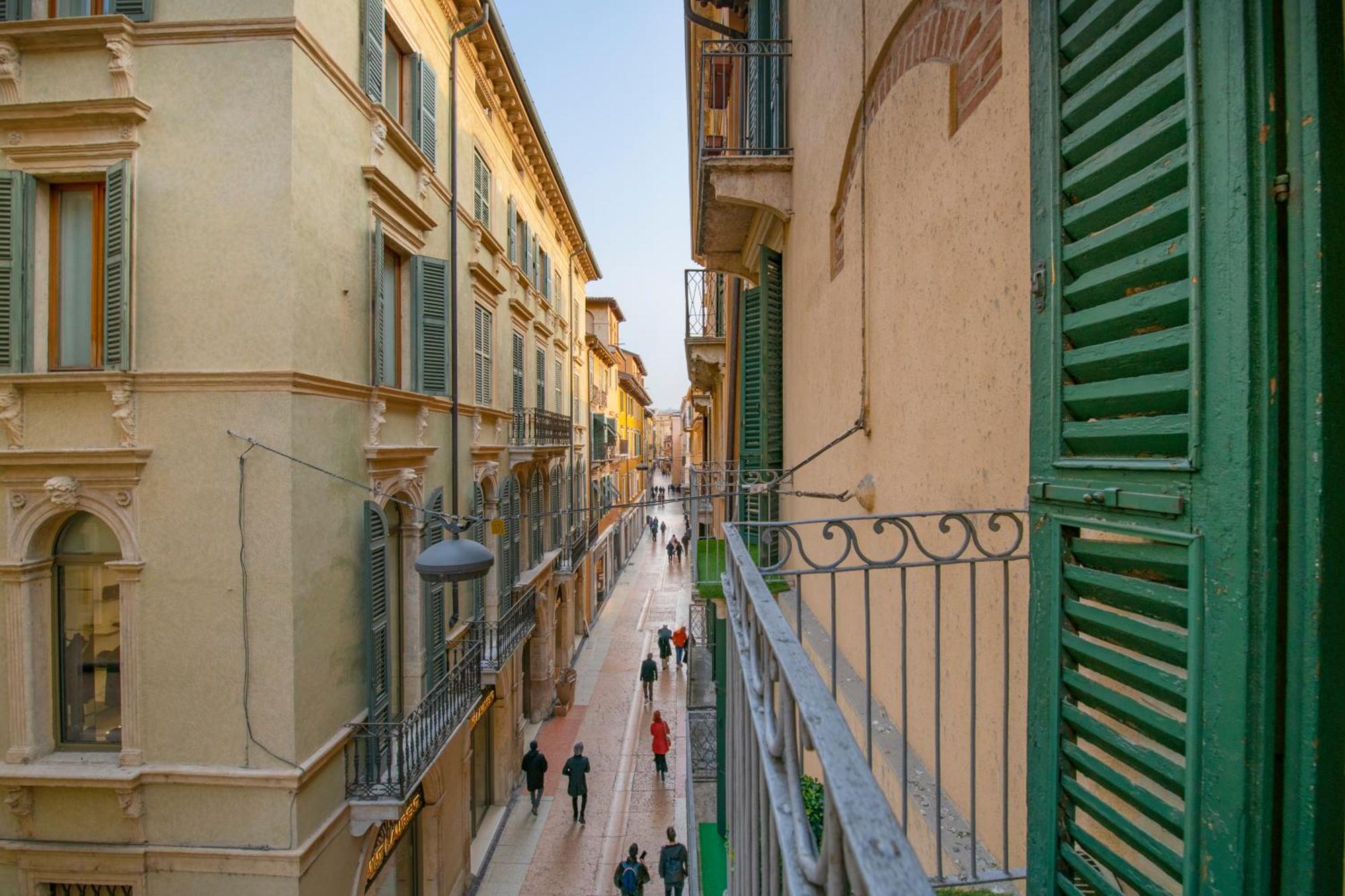 Arena Suite Mazzini Verona Centro Buitenkant foto