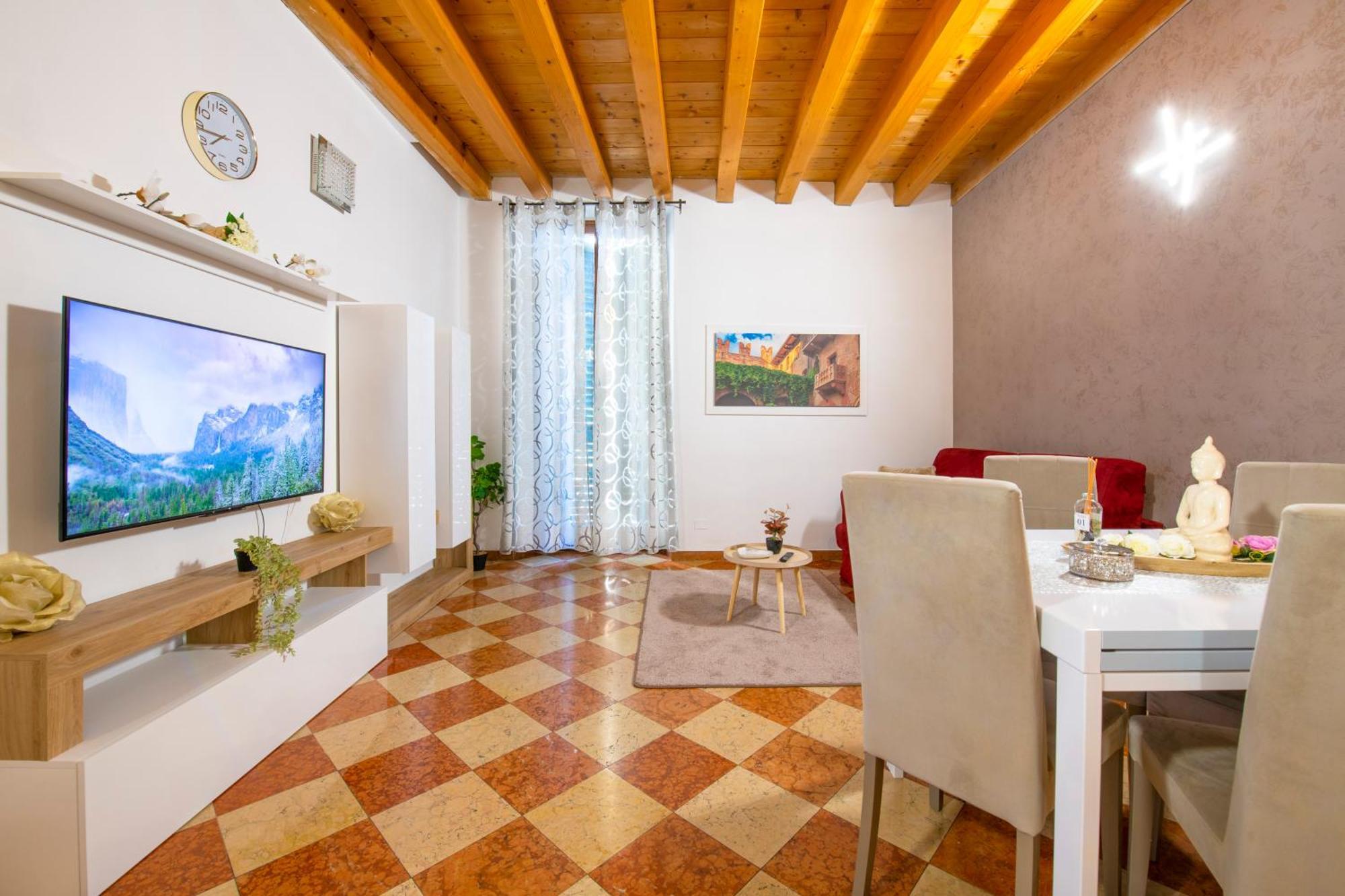 Arena Suite Mazzini Verona Centro Buitenkant foto