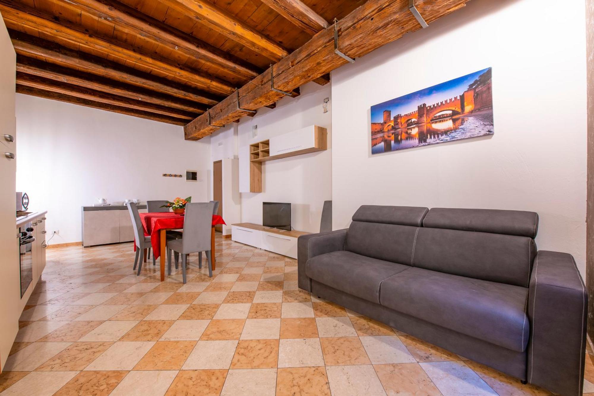 Arena Suite Mazzini Verona Centro Buitenkant foto